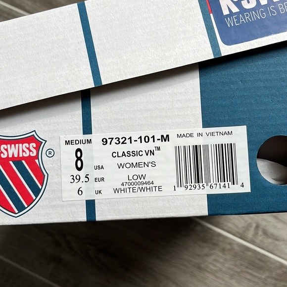 K-Swiss Classic White Sneaker 8 NWT - Picture 6 of 14